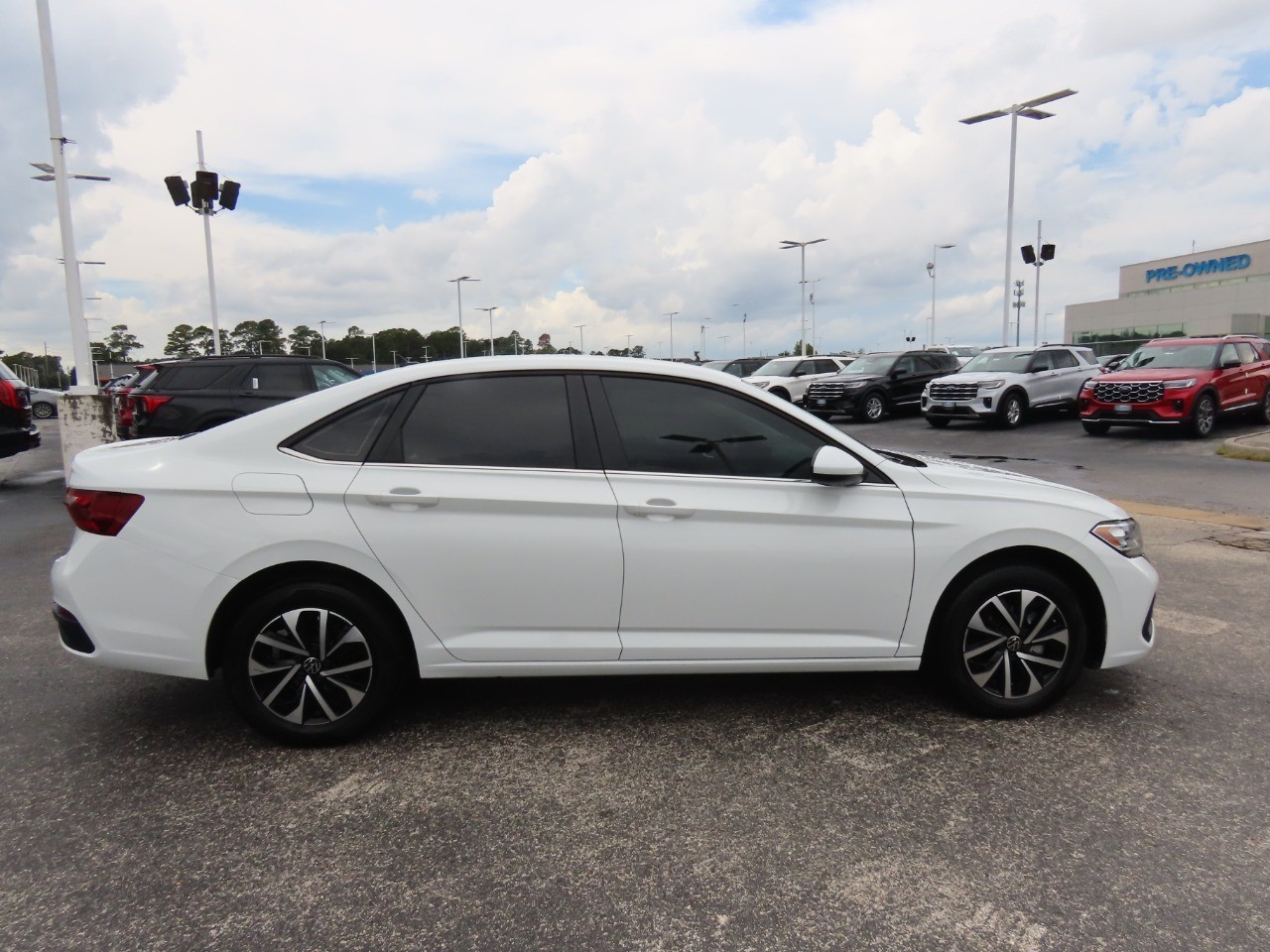 used 2024 Volkswagen Jetta car, priced at $18,999