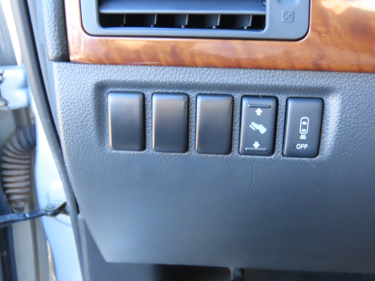 used 2011 Nissan Armada car, priced at $7,999