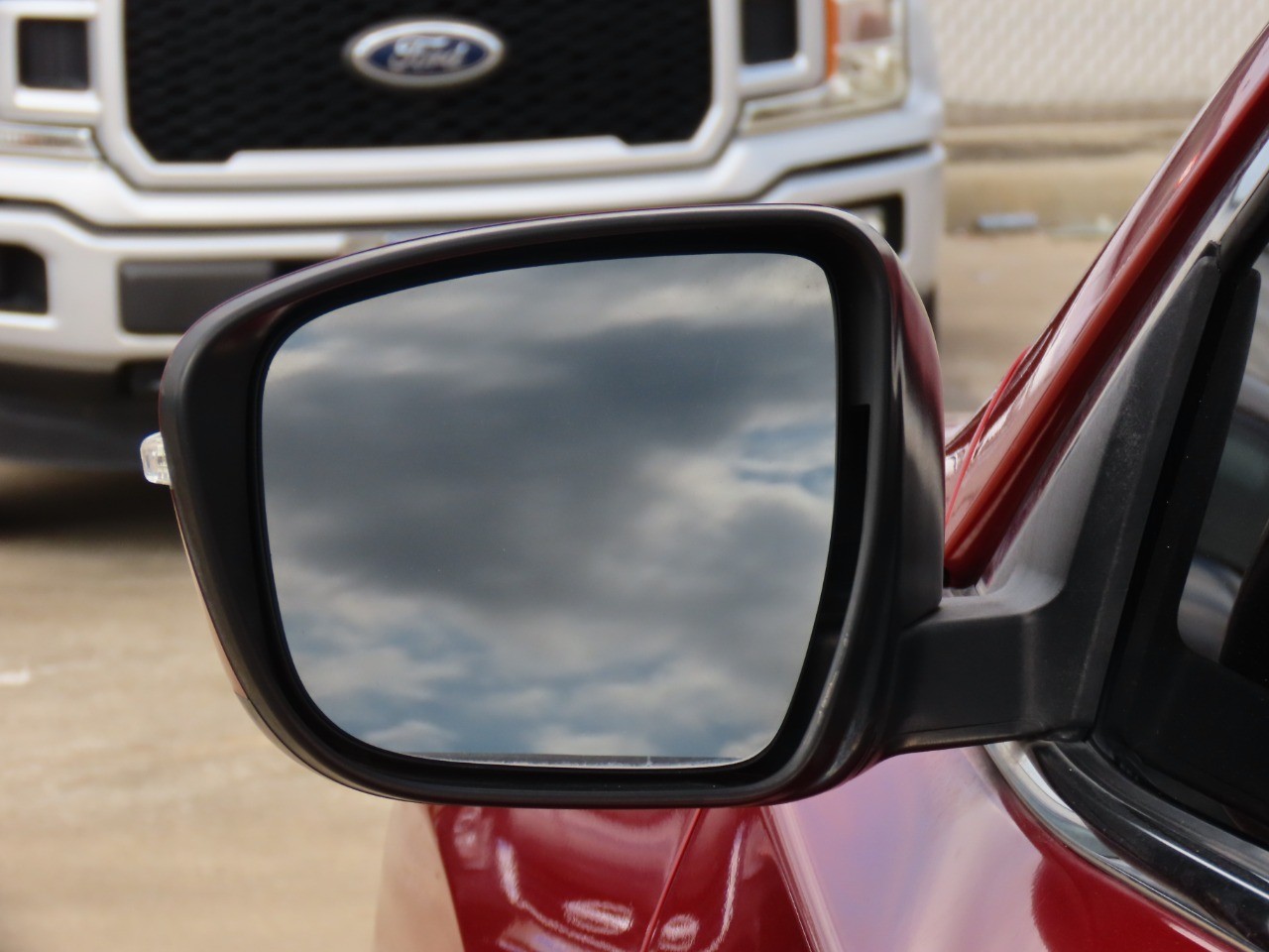 used 2014 Nissan Rogue car