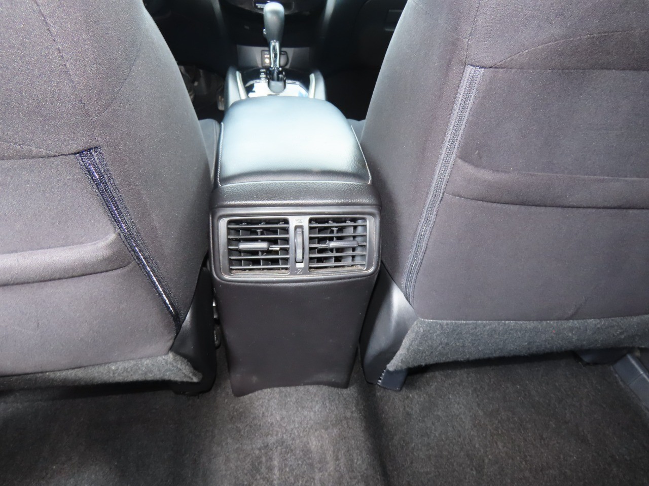 used 2014 Nissan Rogue car