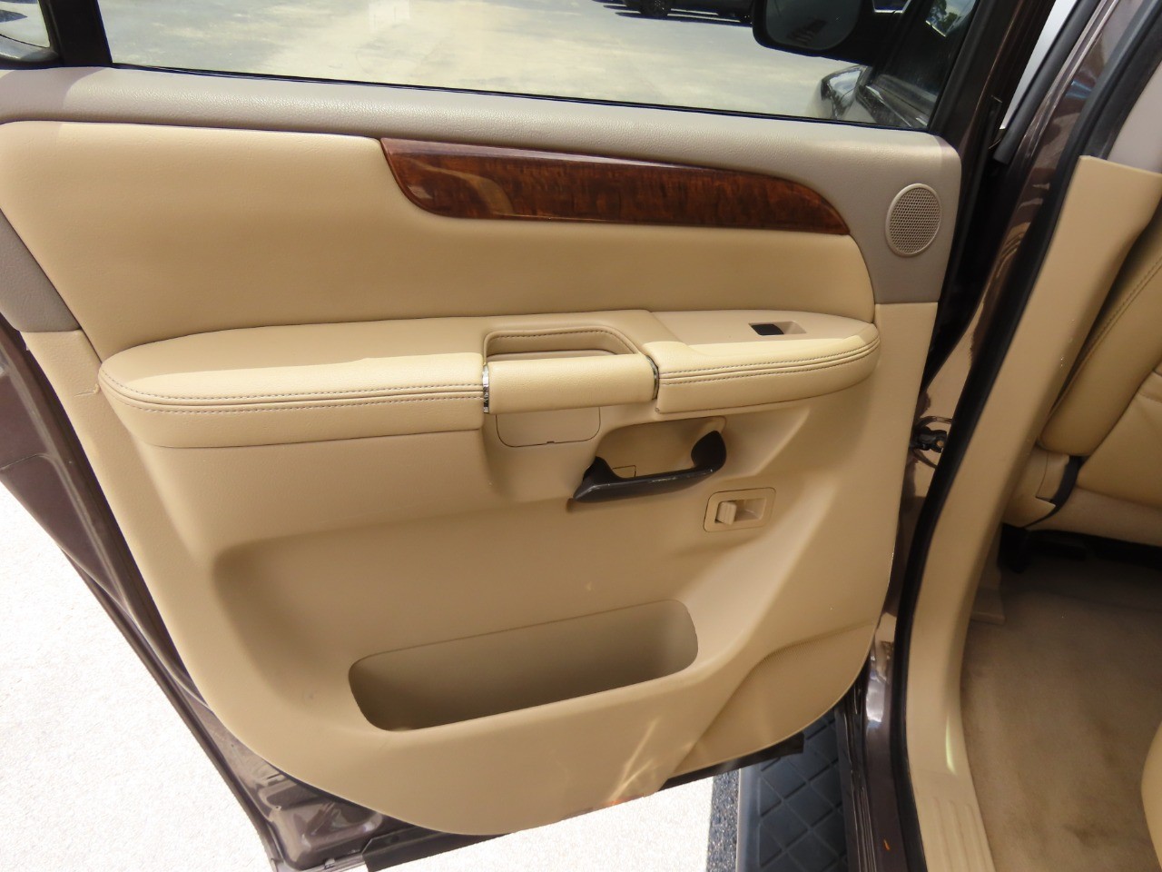 used 2014 Nissan Armada car, priced at $7,999