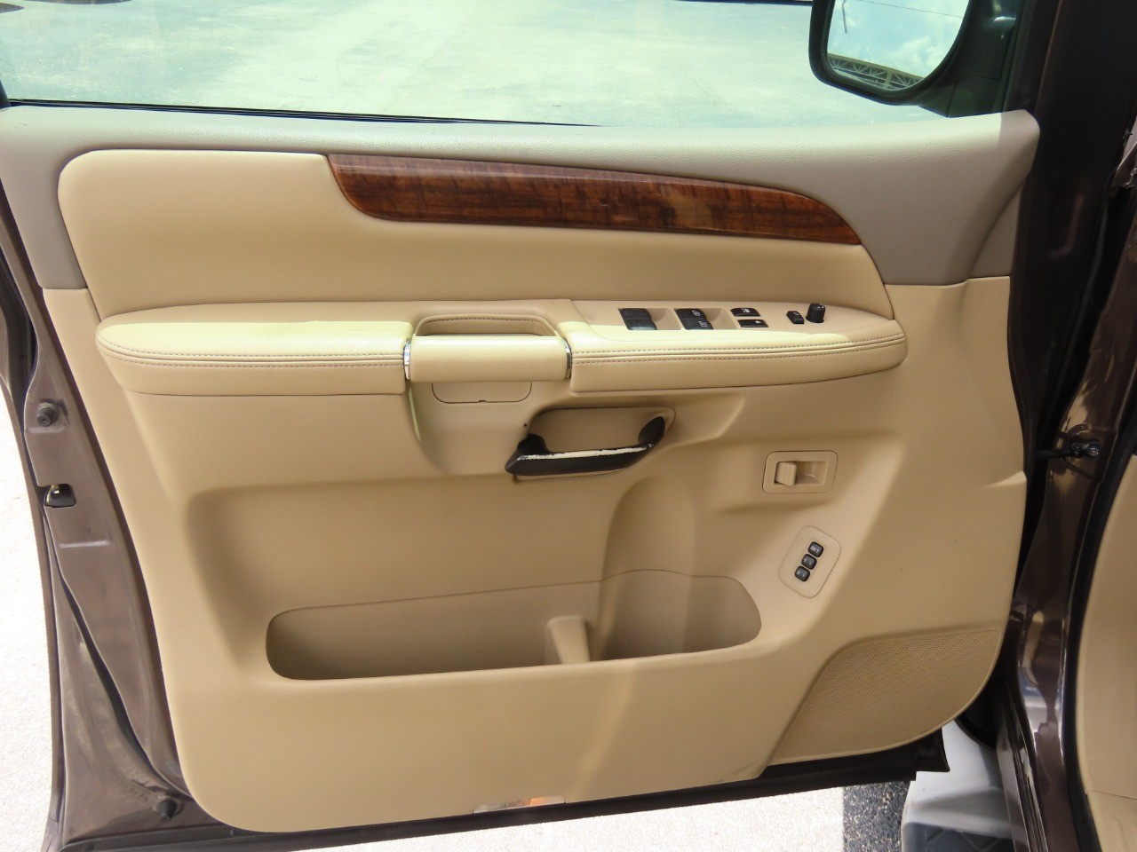 used 2014 Nissan Armada car, priced at $7,999