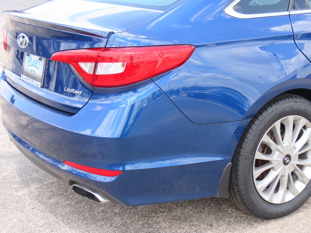 used 2015 Hyundai Sonata car, priced at $11,999