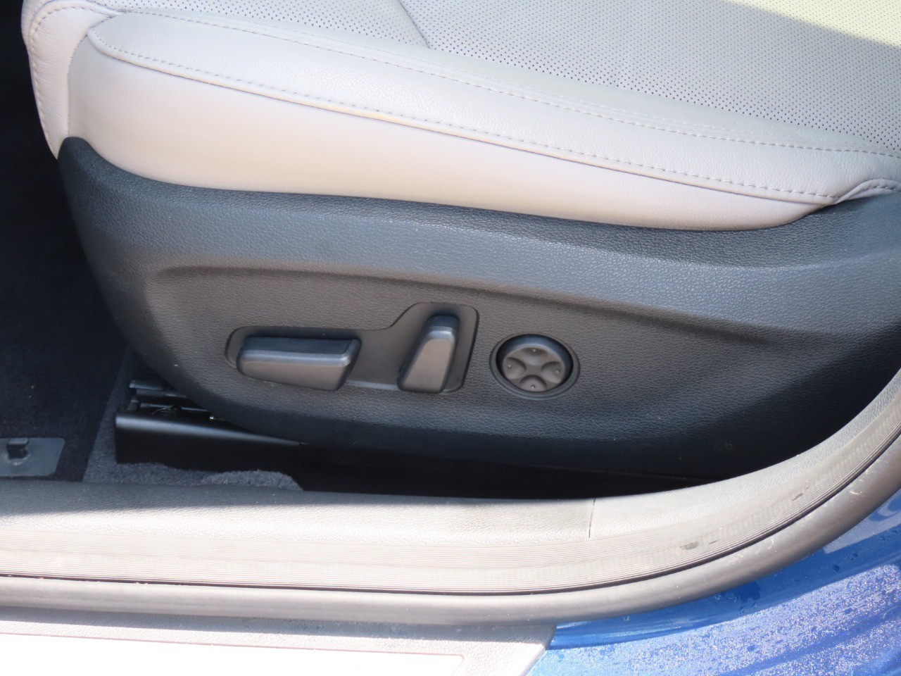 used 2015 Hyundai Sonata car, priced at $11,999