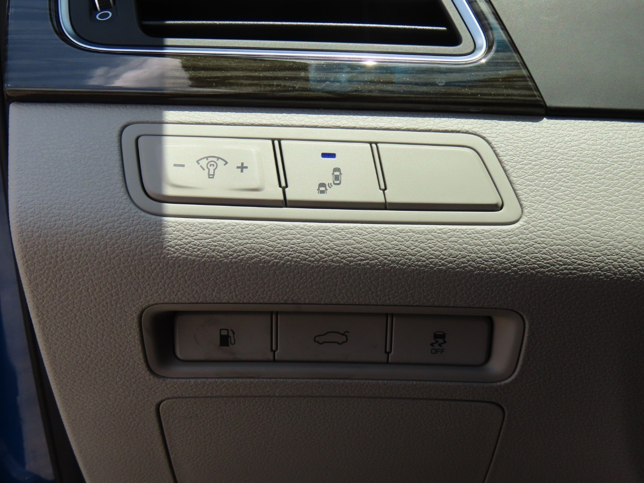 used 2015 Hyundai Sonata car, priced at $11,999