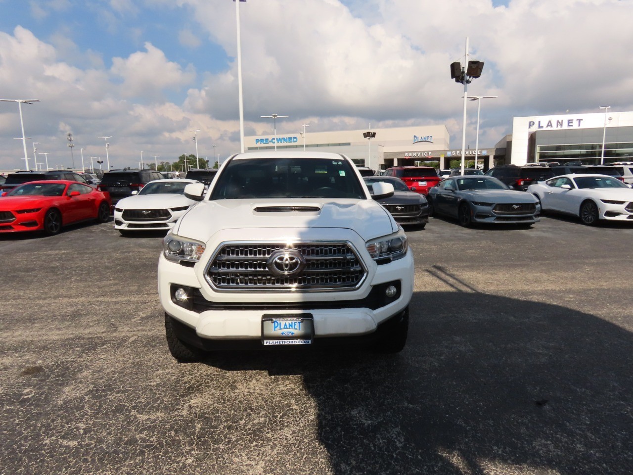 used 2016 Toyota Tacoma car, priced at $16,999
