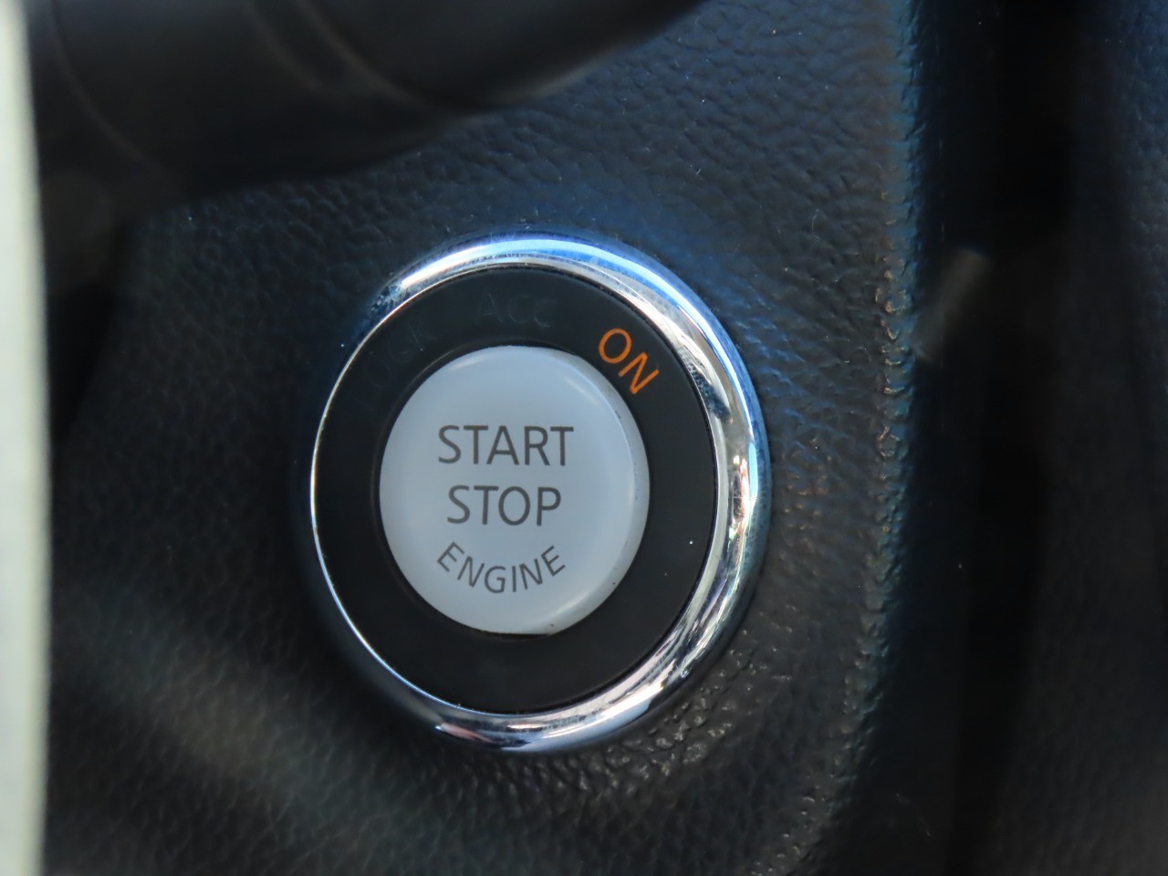 used 2013 INFINITI G37 Sedan car, priced at $9,999