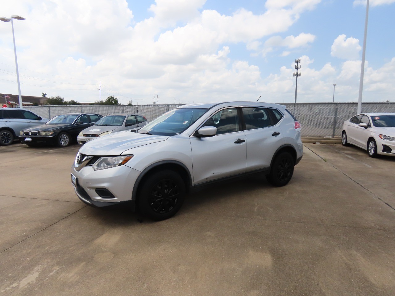 used 2016 Nissan Rogue car, priced at $8,999