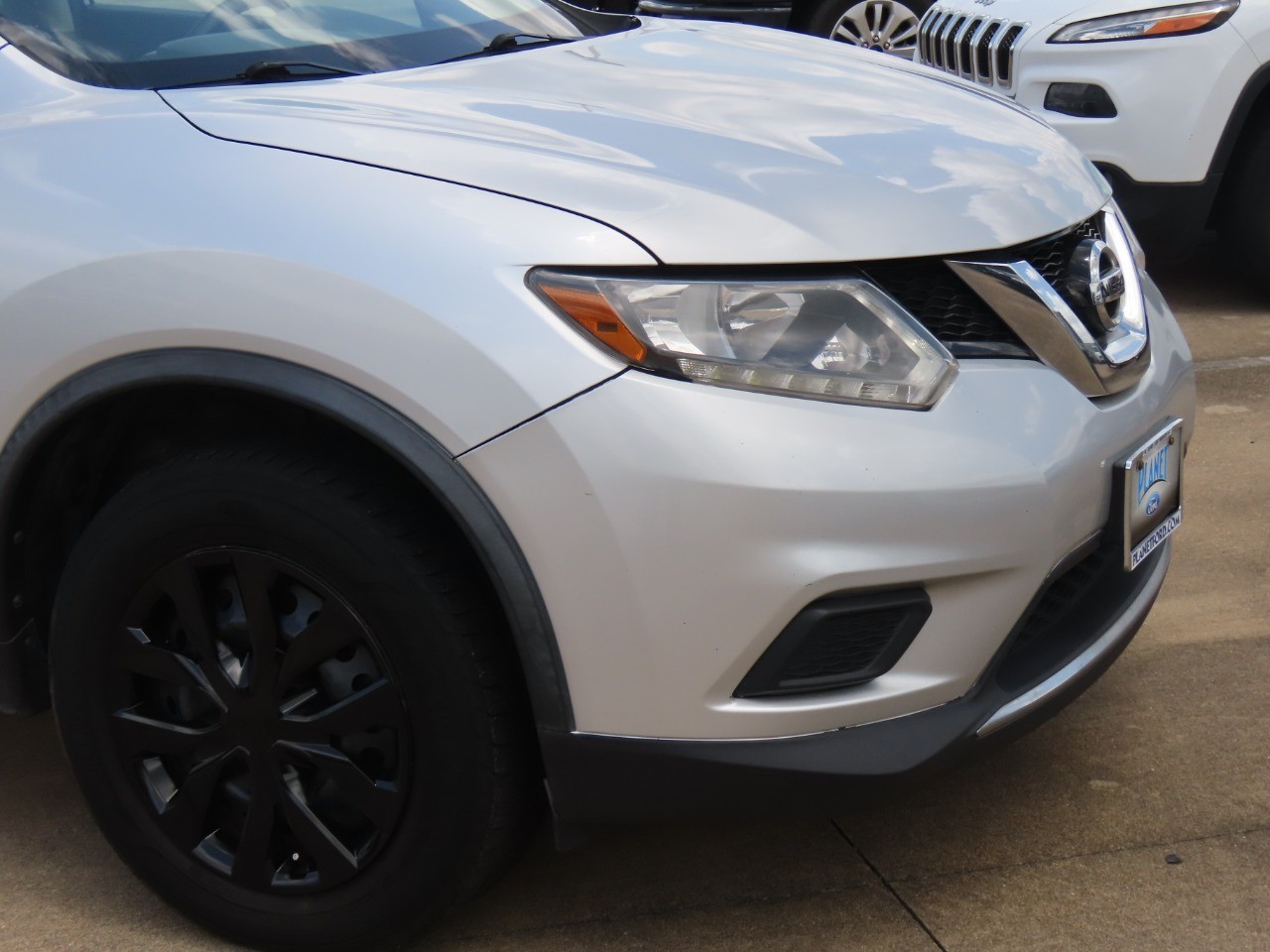 used 2016 Nissan Rogue car, priced at $8,999