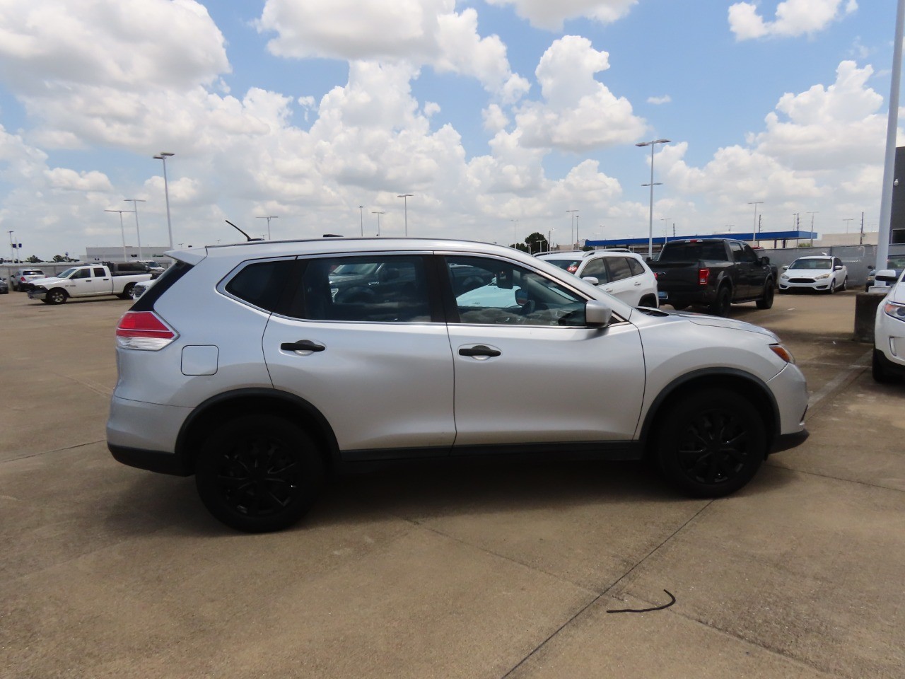 used 2016 Nissan Rogue car, priced at $8,999