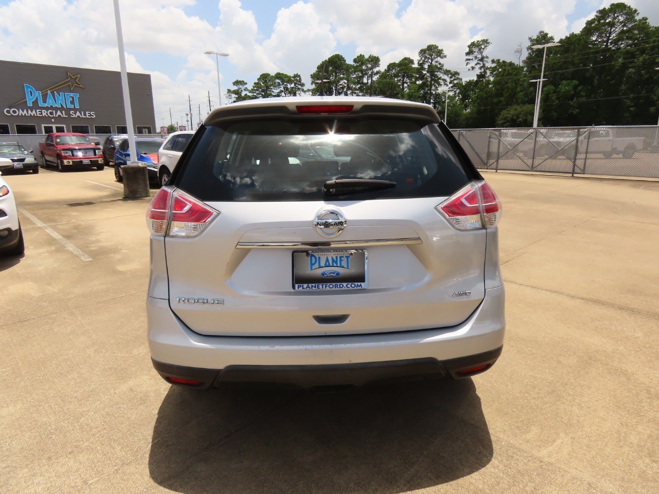 used 2016 Nissan Rogue car, priced at $8,999