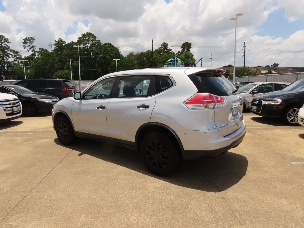 used 2016 Nissan Rogue car, priced at $8,999