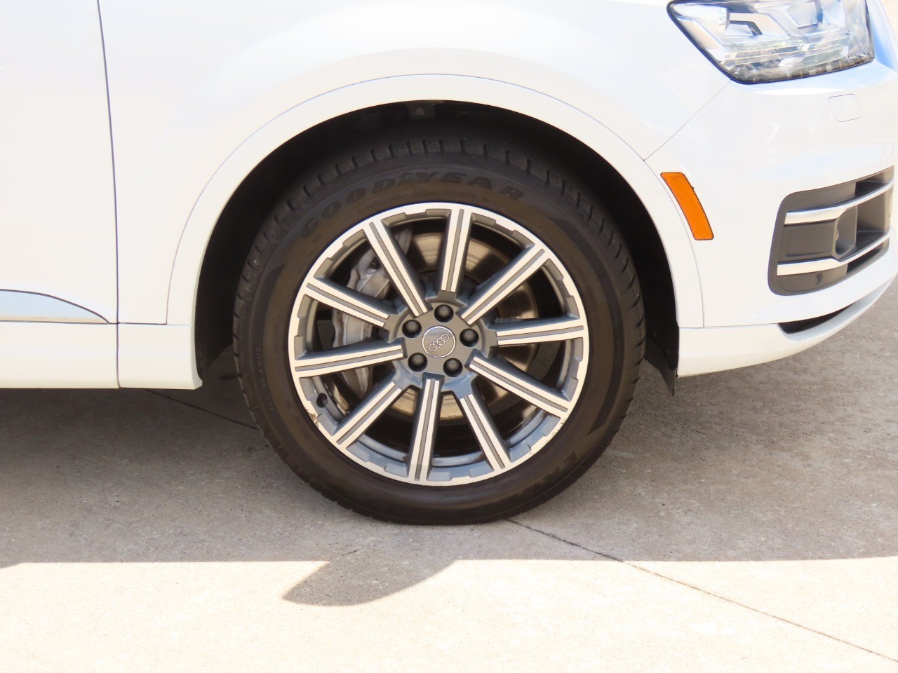 used 2018 Audi Q7 car, priced at $17,999