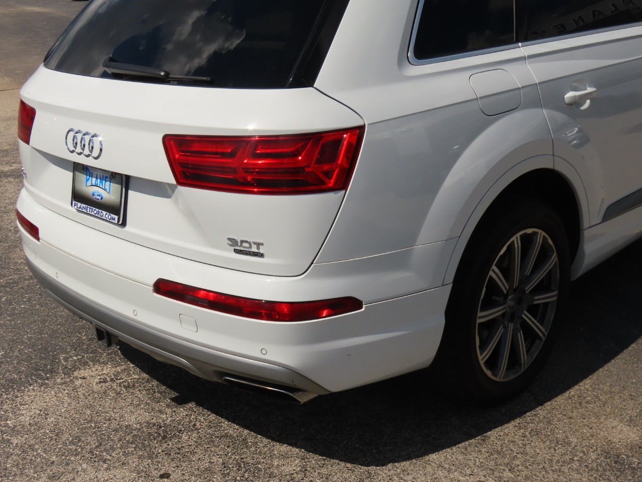 used 2018 Audi Q7 car, priced at $17,999