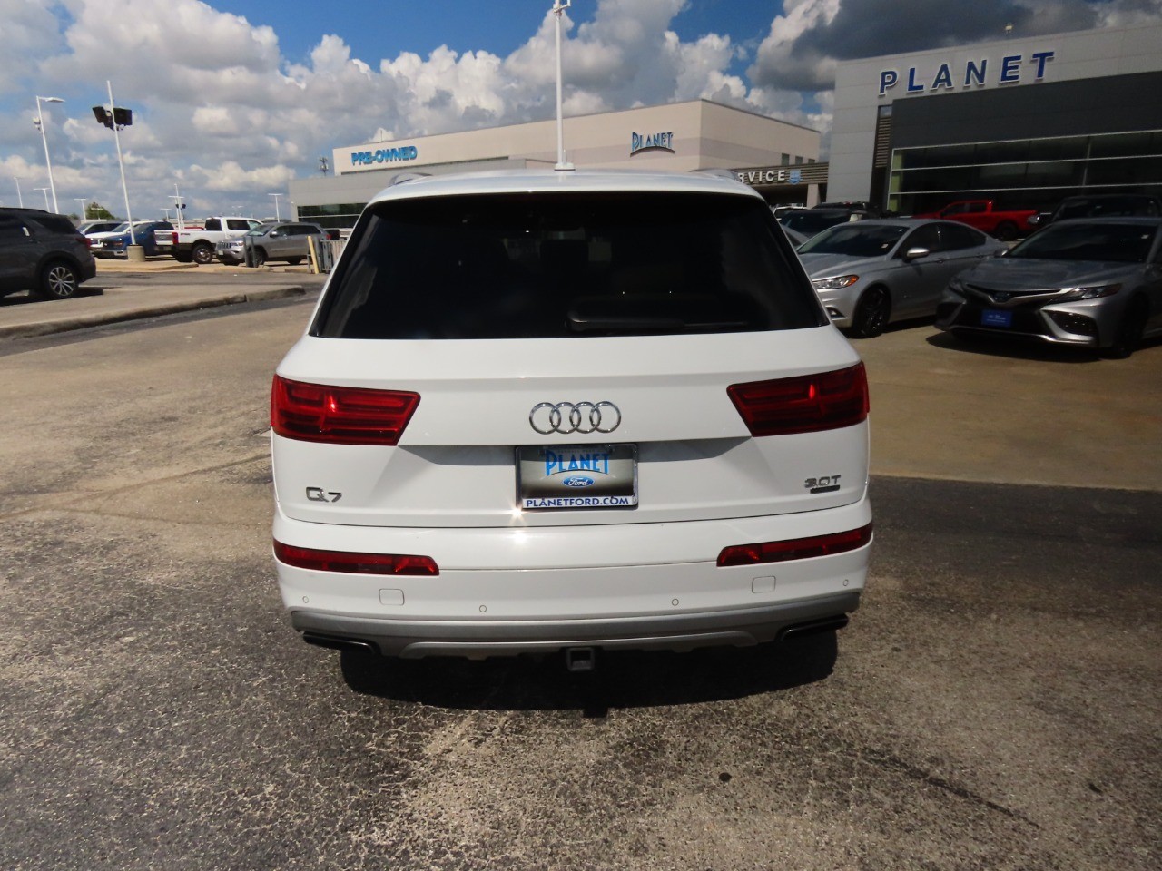 used 2018 Audi Q7 car, priced at $17,999