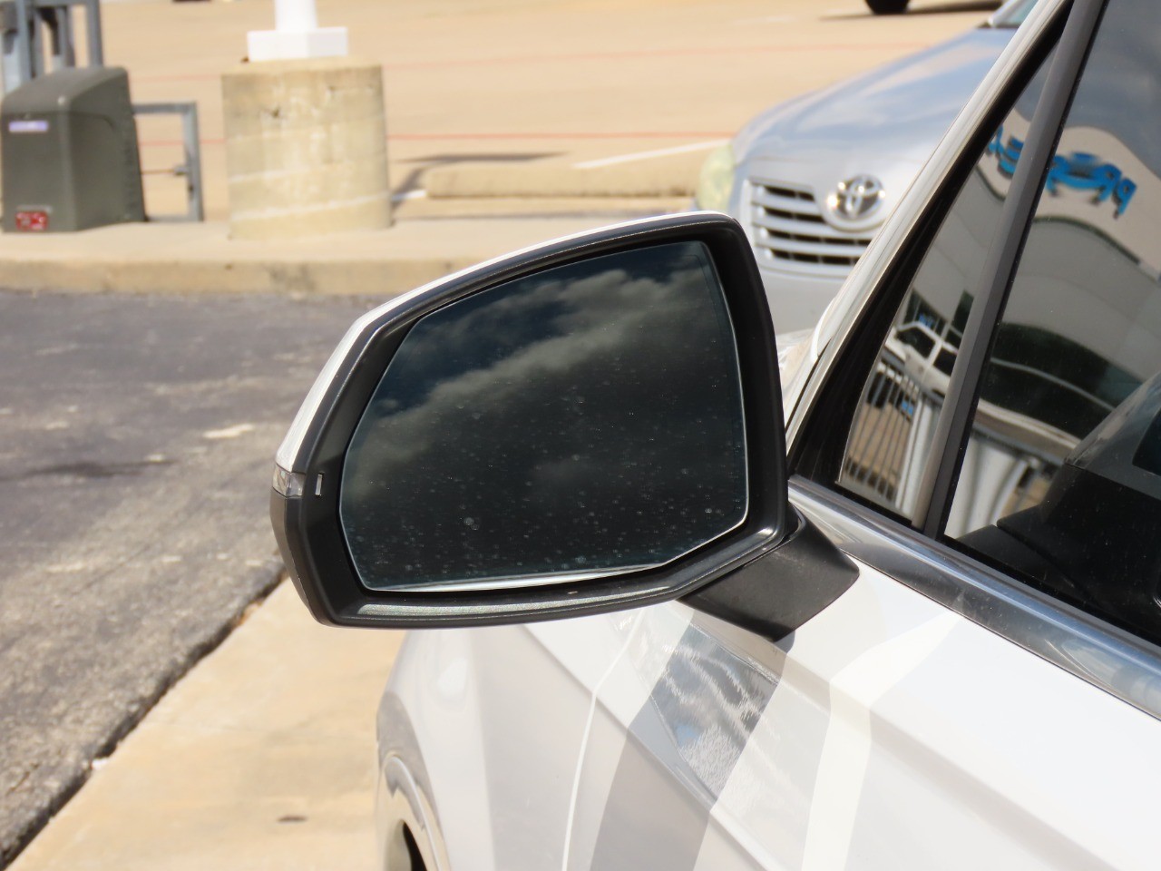 used 2018 Audi Q7 car, priced at $17,999