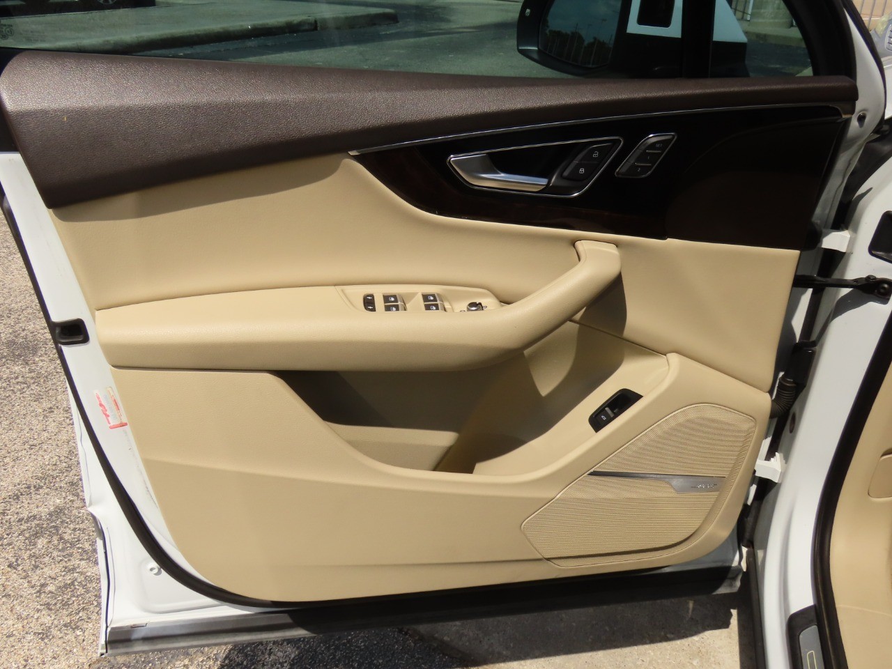 used 2018 Audi Q7 car, priced at $17,999
