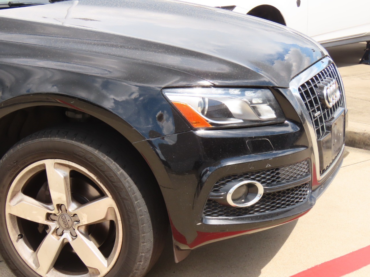 used 2011 Audi Q5 car, priced at $3,999
