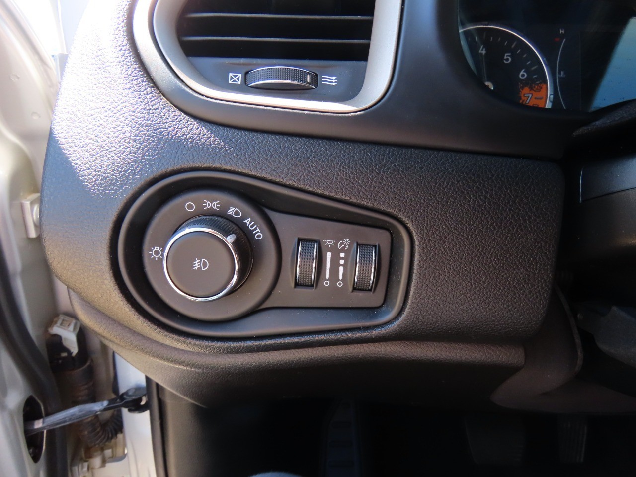 used 2017 Jeep Renegade car, priced at $15,999