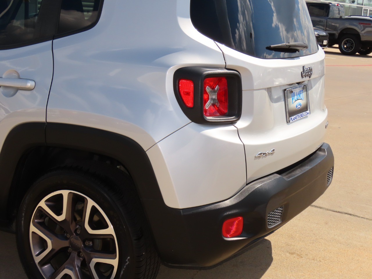 used 2015 Jeep Renegade car, priced at $9,999