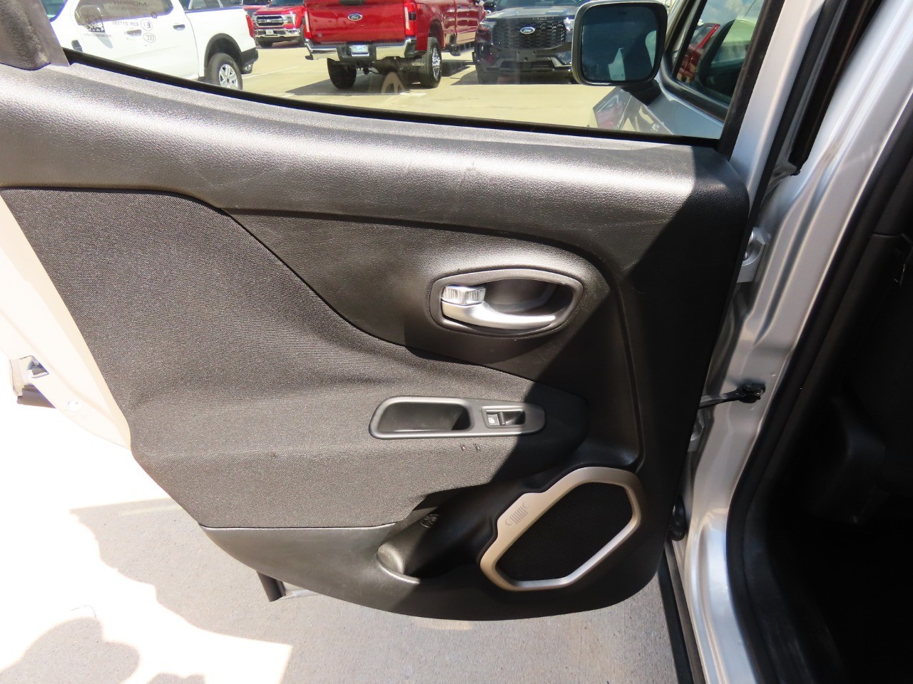 used 2015 Jeep Renegade car, priced at $9,999