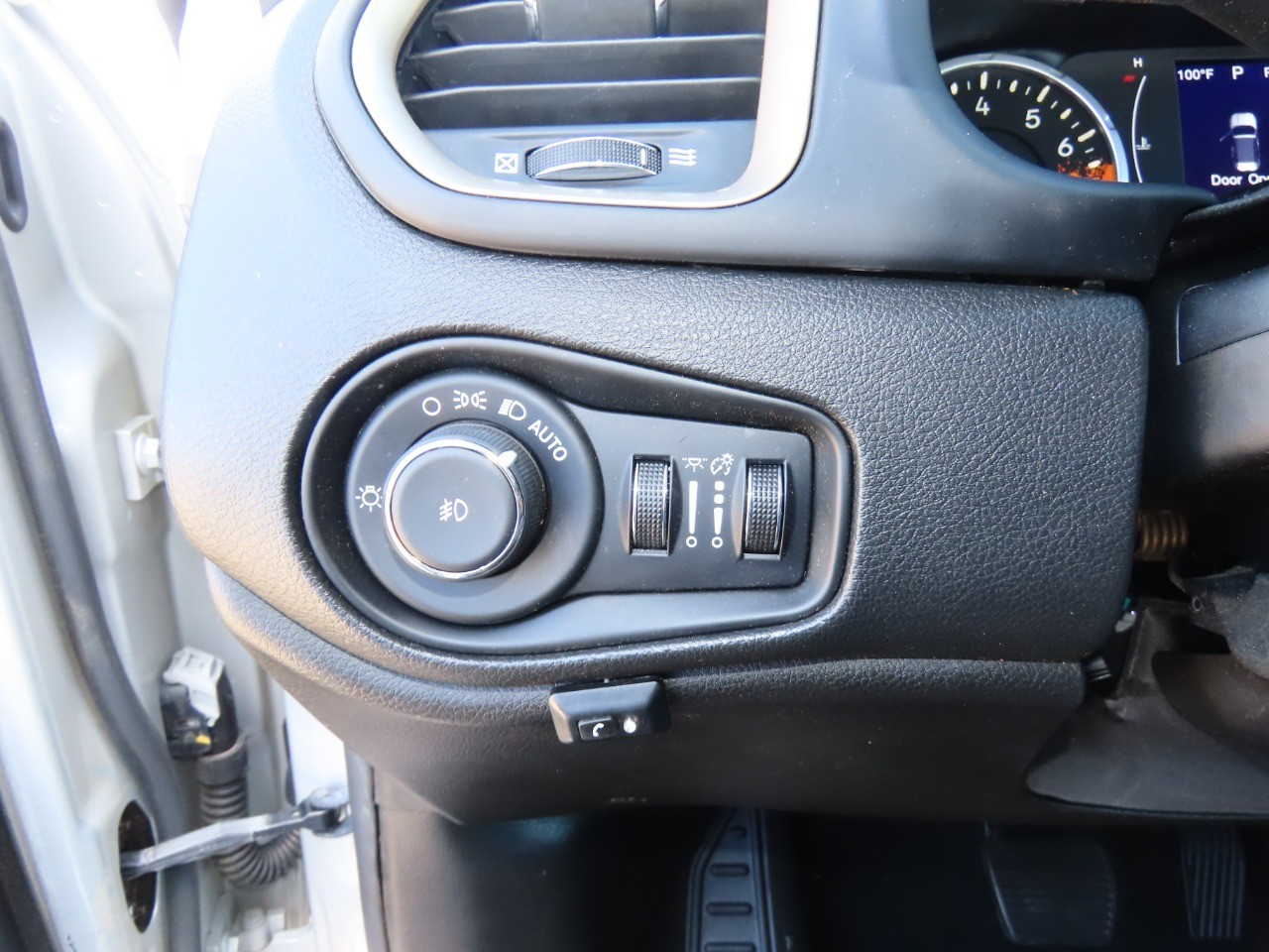 used 2015 Jeep Renegade car, priced at $9,999